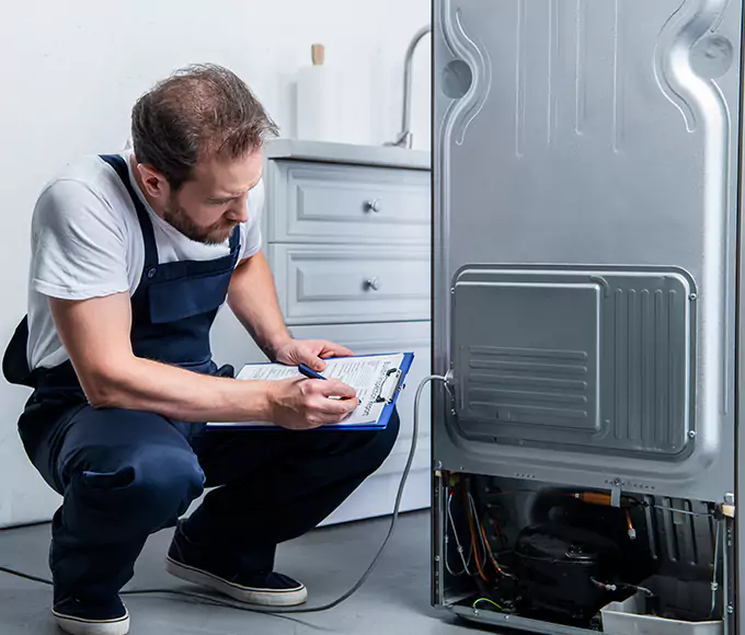 Why Shelton, CT Homeowners Choose Shelton Appliance Pro for Refrigerator Leak Repair?